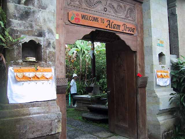 f0032812_21372547.jpg