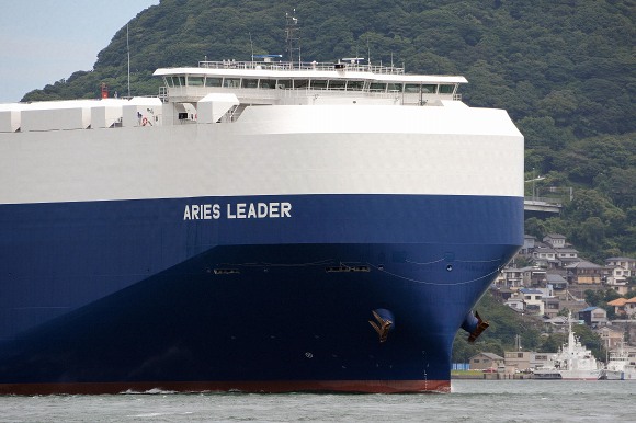 日本郵船「ARIES LEADER」_e0158925_2143913.jpg