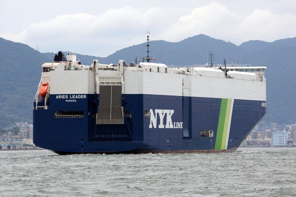日本郵船「ARIES LEADER」_e0158925_21541383.jpg