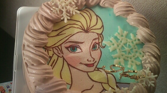 アナと雪の女王 エルサのキャラケーキ Frozen Cake 4 幸せなトカゲ おもにケーキをつくってます