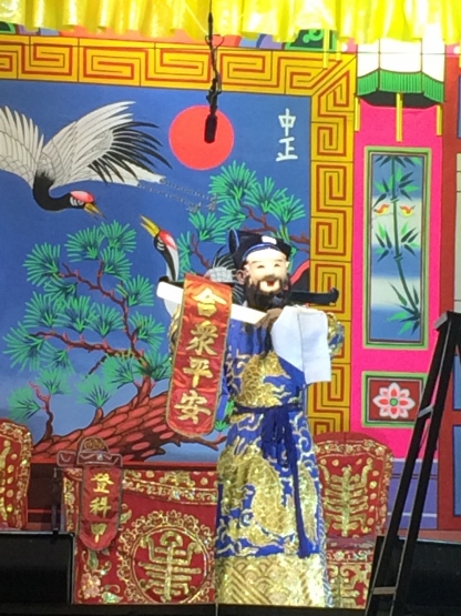 先祖は中国人、を誇りに思う人たち_b0100062_11185158.jpg