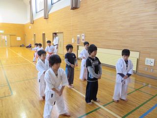 日曜空手 新琴似・新川教室 審査会_c0118332_14565753.jpg