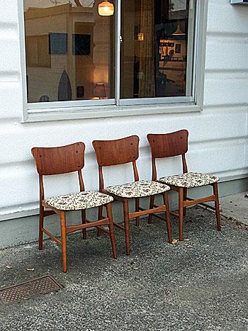 chair_c0139773_14533515.jpg