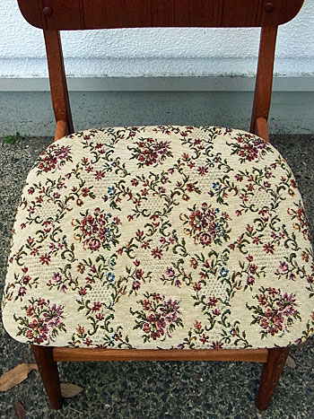 chair_c0139773_14554575.jpg