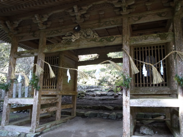 穴門山神社@岡山県高梁市川上町高山市_f0197703_1650204.jpg