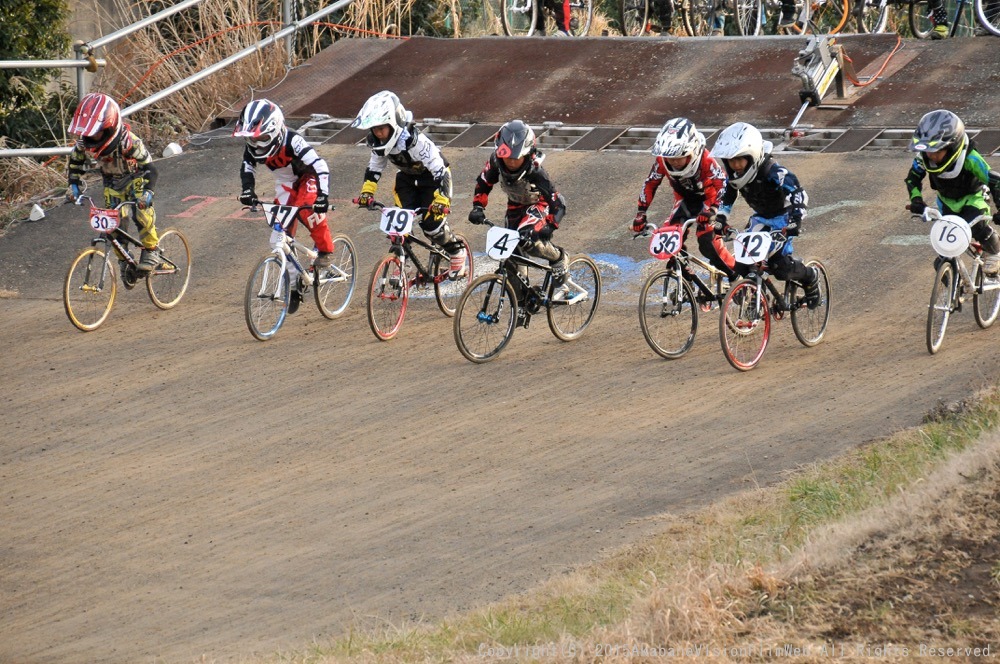 2015JOSF緑山オープニングレース（1月定期戦）VOL6：BMXミルキー８/９/ジュニア決勝　動画あり_b0065730_22123293.jpg