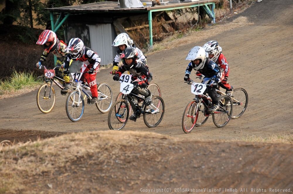 2015JOSF緑山オープニングレース（1月定期戦）VOL6：BMXミルキー８/９/ジュニア決勝　動画あり_b0065730_22124542.jpg