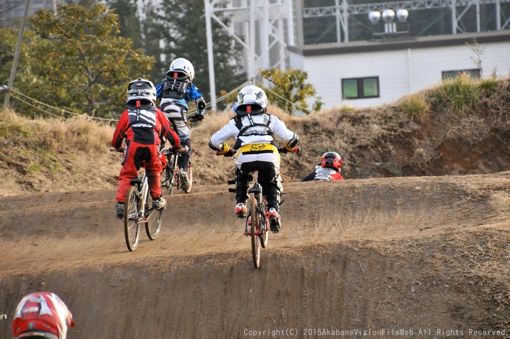 2015JOSF緑山オープニングレース（1月定期戦）VOL6：BMXミルキー８/９/ジュニア決勝　動画あり_b0065730_2215404.jpg