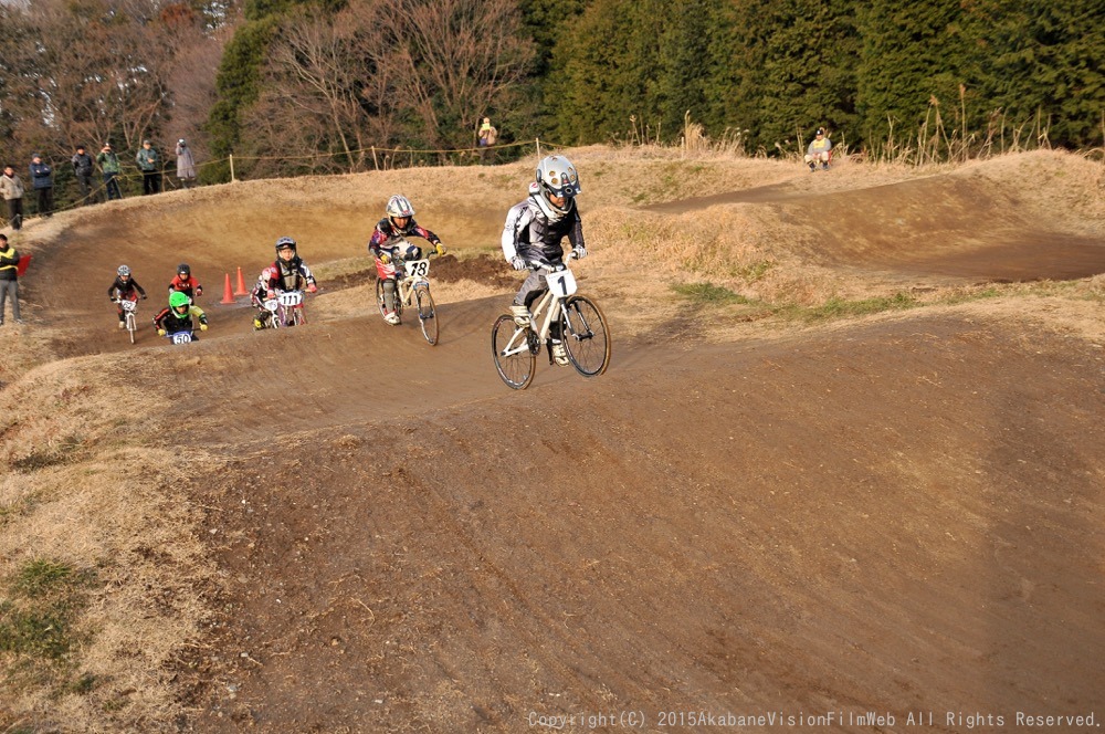 2015JOSF緑山オープニングレース（1月定期戦）VOL6：BMXミルキー８/９/ジュニア決勝　動画あり_b0065730_22254880.jpg