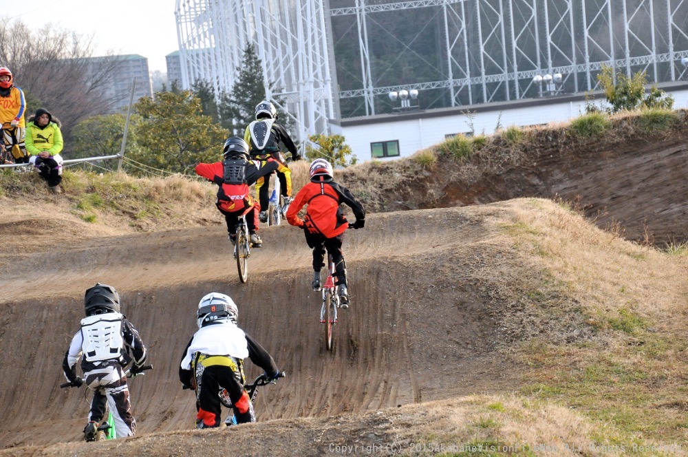 2015JOSF緑山オープニングレース（1月定期戦）VOL7：BMXミドル/14オーバー決勝　動画あり_b0065730_23595523.jpg