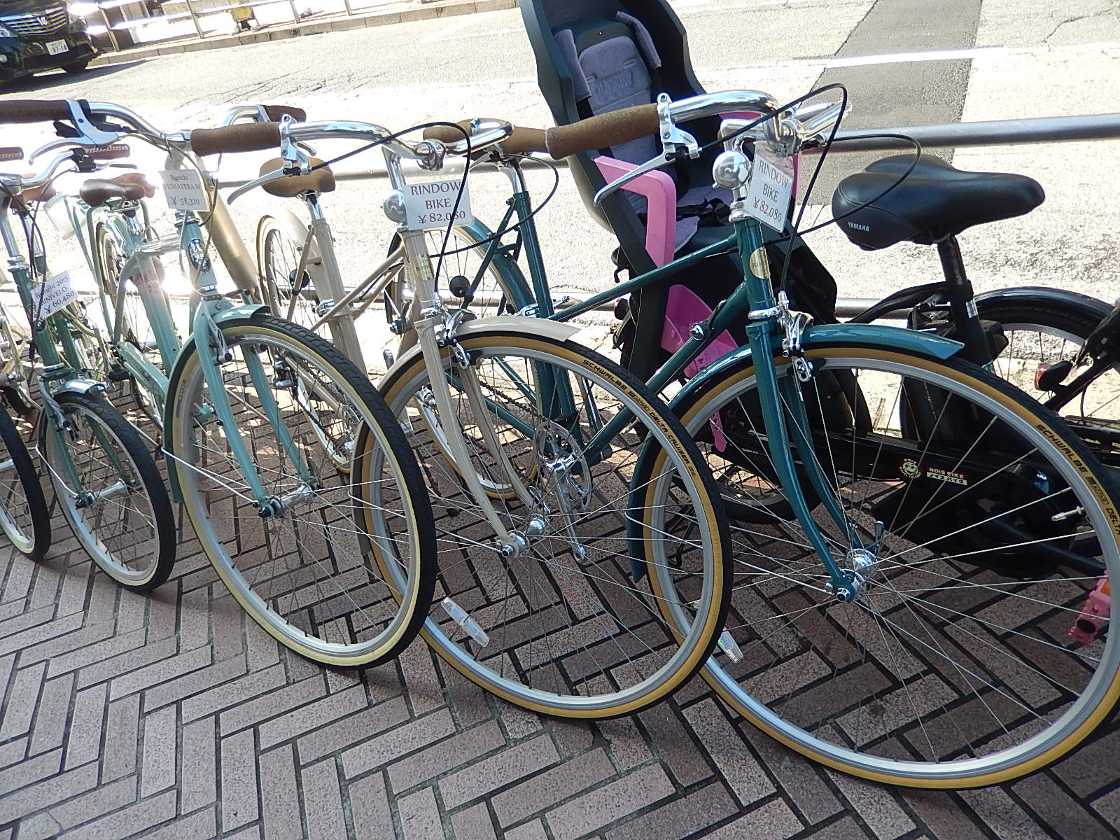 1月28日　渋谷　原宿　の自転車屋　FLAME bike前です_e0188759_12135014.jpg