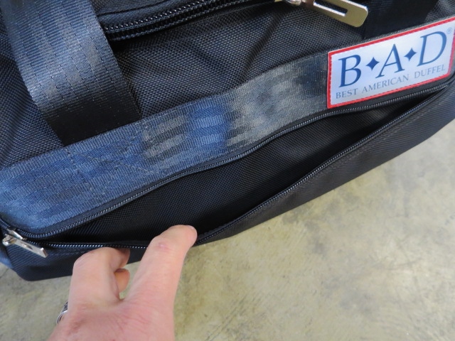 BAD BAGS　(MADE IN USA) ･･･ 3WAY DUFFLE BAG 。。。名品BAG に成る予感！★？_d0152280_15122179.jpg
