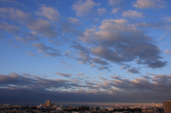 レンズ雲　（層積雲）_b0268615_7394713.jpg