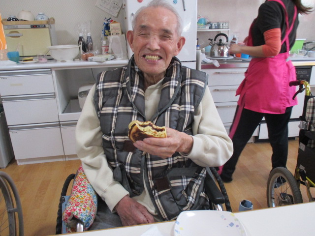「おやつレク ~新年を迎えて~」_e0191174_112133.jpg
