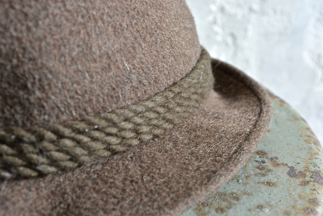 Tyrolean hat _f0226051_14492051.jpg