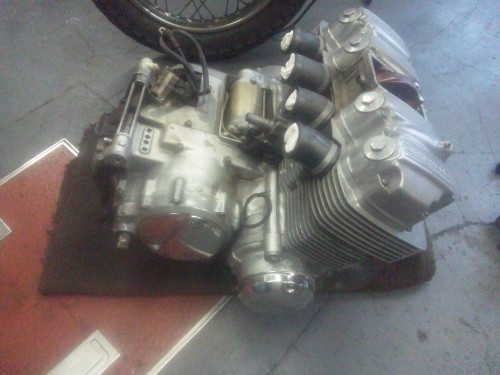 Z750RSとCB750K・・・エンジンオーバーホールでござり。_a0163159_21355322.jpg