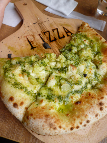 【閉店】PIZZA NAPOLETANO CAFE(ピッツア ナポリターノ カフェ) 東池袋店_c0152767_21523188.jpg