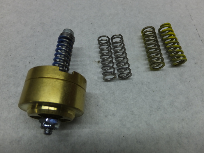 走り激変!ハーレーフロントフォークチューニング! RACE TECH(レーステック)_c0226202_14554952.jpg