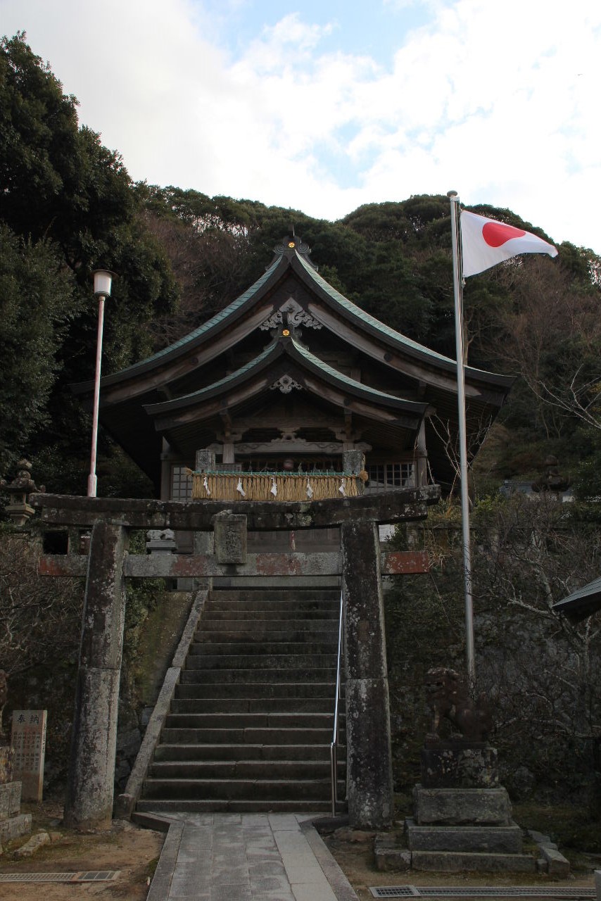 【加布里天満宮】　　加布里の高台で菅原道真公を祀る_c0011649_1411117.jpg