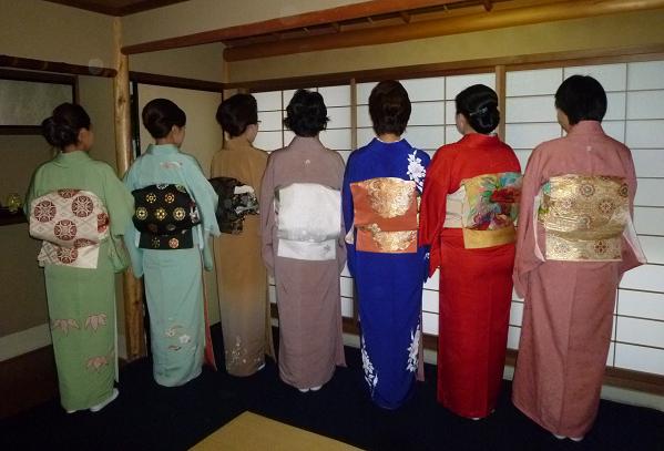 お初釜・素晴らしいお道具とおもてなしの心。_f0181251_1523561.jpg
