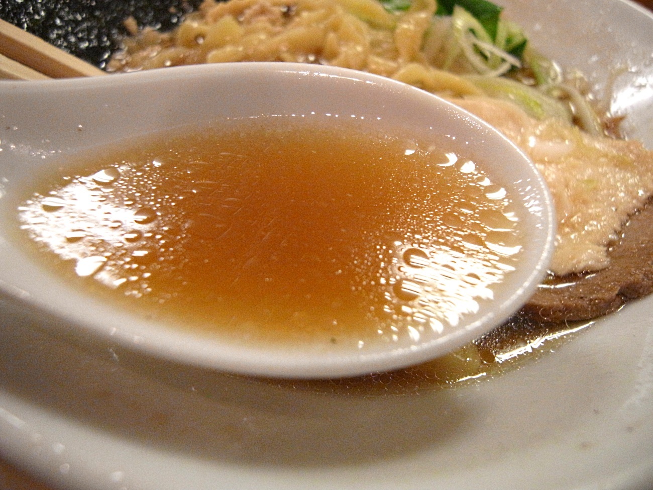 これまた深い 鶏そば 中華そば ムタヒロ 大阪福島店 ラーメン 各線福島駅 食マニア Yの書斎 これまた深い 鶏そば 中華そば ムタヒロ 大阪福島店 ラーメン 各線福島駅 食マニア Yの書斎