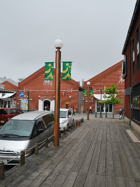 函館金森赤レンガ倉庫群(函館の建築紹介)_f0142606_5361274.jpg