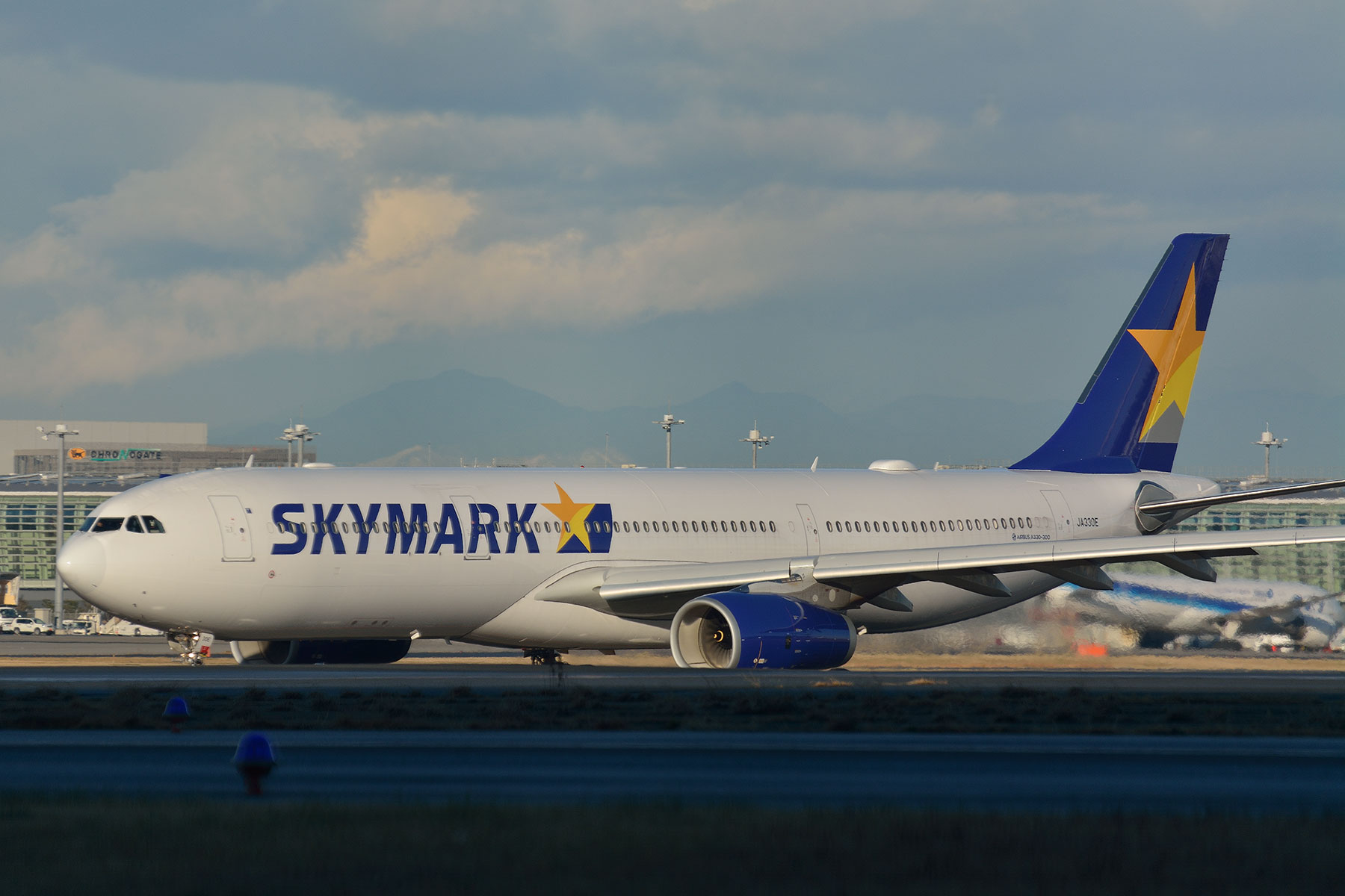 Airbus A330-300 / JA330E - スカイマークA330運航最終日 - : SKY 
