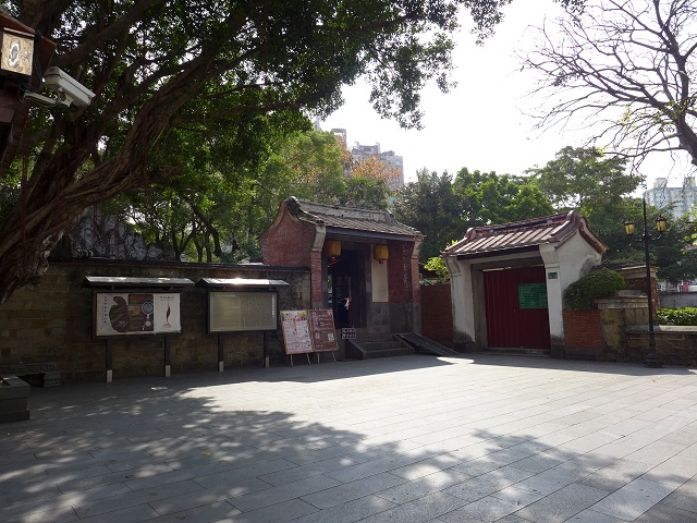 e0303726_1639872.jpg