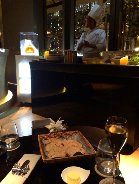 Bar 8 で牡蠣シャン! - Bar à 8tres @ Mandarin Oriental Paris_a0231632_1748167.jpg