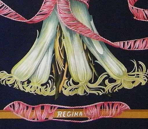 N.0038レジーナ・ブルーマリン 〜エリザベス女王陛下のスカーフ/エルメスアンティークスカーフコレクション_a0111371_15411747.jpg