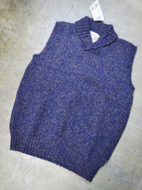 今時期~◎ Jamieson\'s ・・・ Shawlカラー MELANGE WOOL VEST!★!_d0152280_630421.jpg
