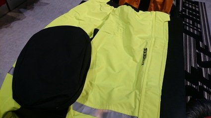 商品入荷しました!_d0330986_12375265.jpg