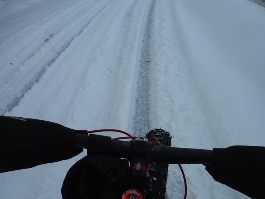 ファットバイクで雪遊び　２０１５年２月_c0132901_175528.jpg