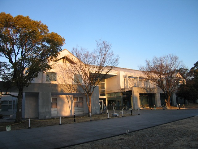 姫路城内図書館 ここらへんの情報 姫路城内図書館 ここらへんの情報
