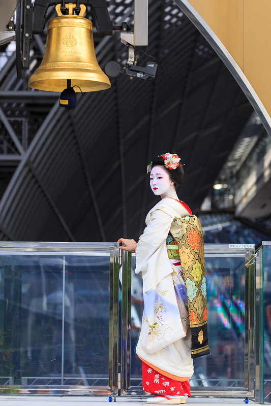 Kyoto Station（祇園甲部・まめ藤さん） : 花景色－K.W.C. PhotoBlog