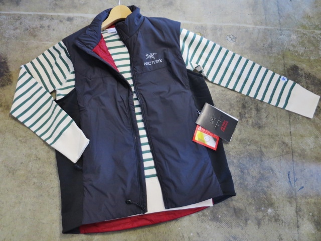 ARK\'TERYX より・・・お初、人気のATOM のVEST 版・登場です!♪!_d0152280_19203990.jpg