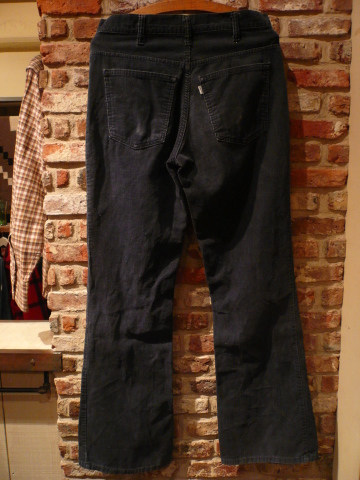 1970s \" Levi\'s \" 646 - 1558 -BLACK CORDUROY- FLARE LEG . ※ 春のボトムス 入荷致しました 。_d0172088_21131837.jpg