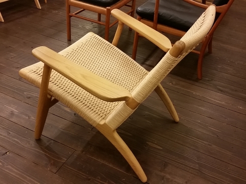Cafeらぼvol.4 限定展示Carl Hansen&Son家具が到着です。_b0211845_17242052.jpg