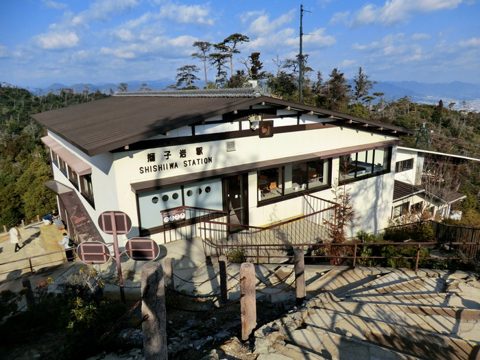 No375 初登りは広島・宮島の二つの三角点弥山_b0185573_11302659.jpg