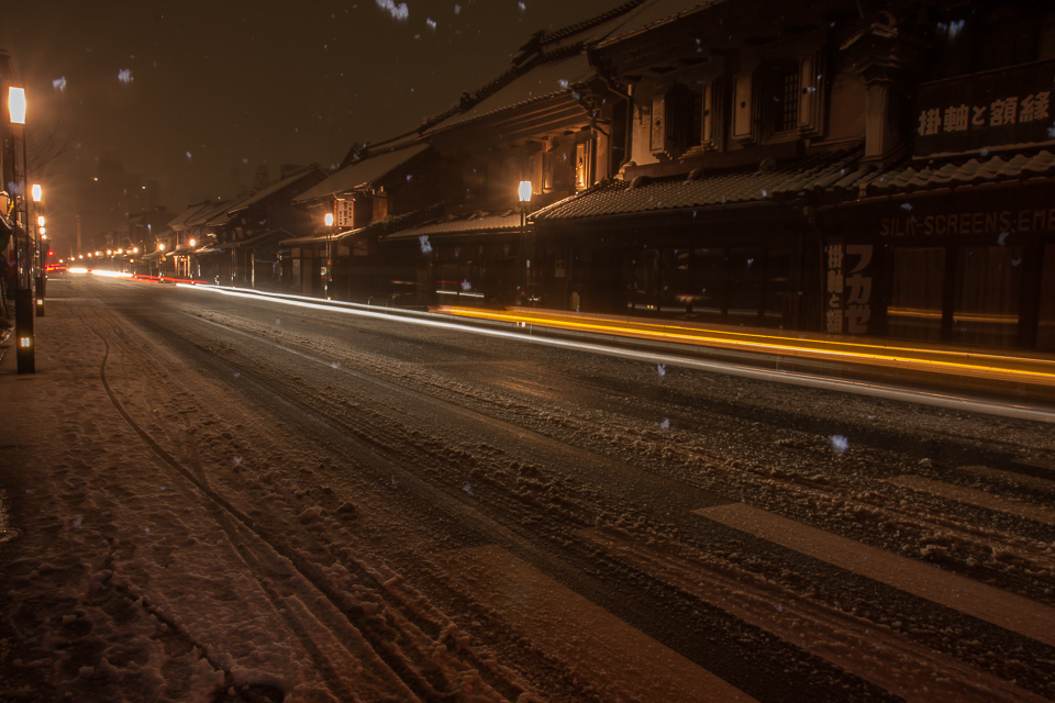 雪降る川越の街の夜景_b0010915_2158493.jpg