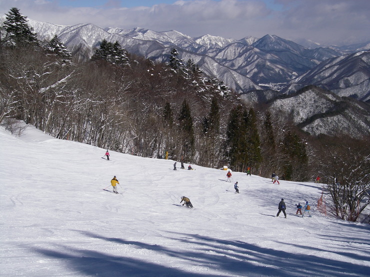 雪と遊ぶ～の巻き_d0175780_21232261.jpg