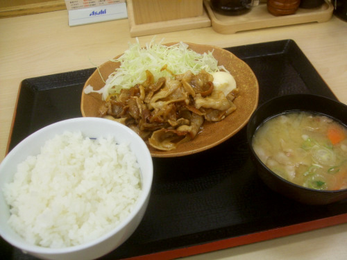 朝ごはん かつや しょうが焼き定食 450円 税込み486円 食べた 食欲記