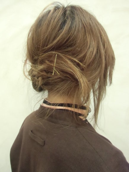 ヘアアレンジ５９　～横にみつあみ編～_e0204146_22425389.jpg