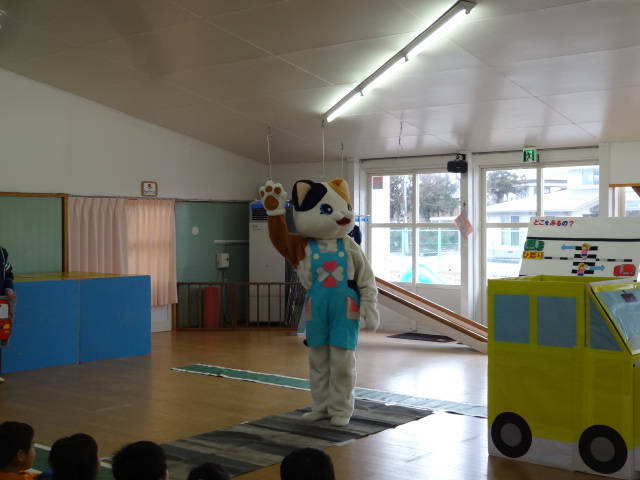 交通安全教室がありました!_d0166047_12205041.jpg
