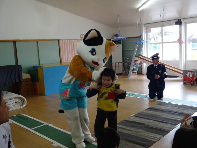 交通安全教室がありました!_d0166047_1229156.jpg