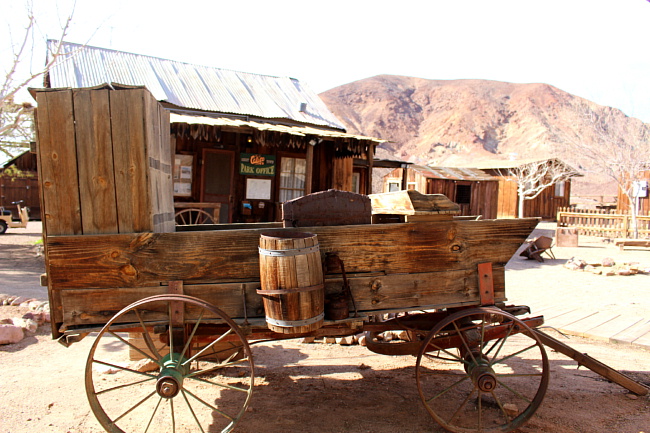 :::GHOST TOWN CALICO:::_a0269761_256284.jpg