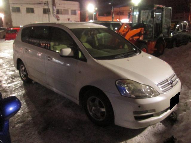 ★セレナ待望のお納車とさせて頂きました!!★(伏古店)_c0161601_19191755.jpg
