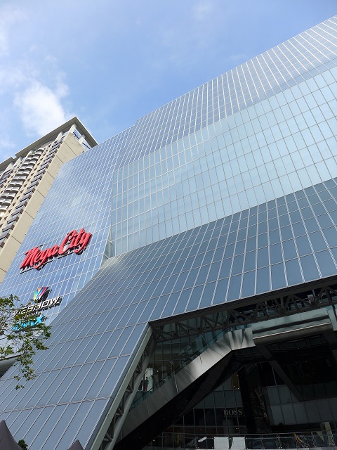 e0303726_12123998.jpg