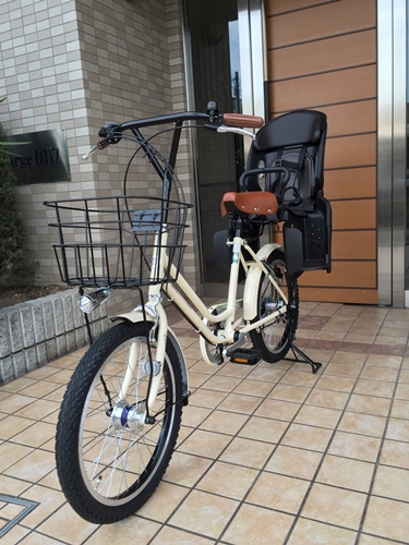 中古☆※装備変更しました チャイルドシート装備 ブリヂストン・ベガス