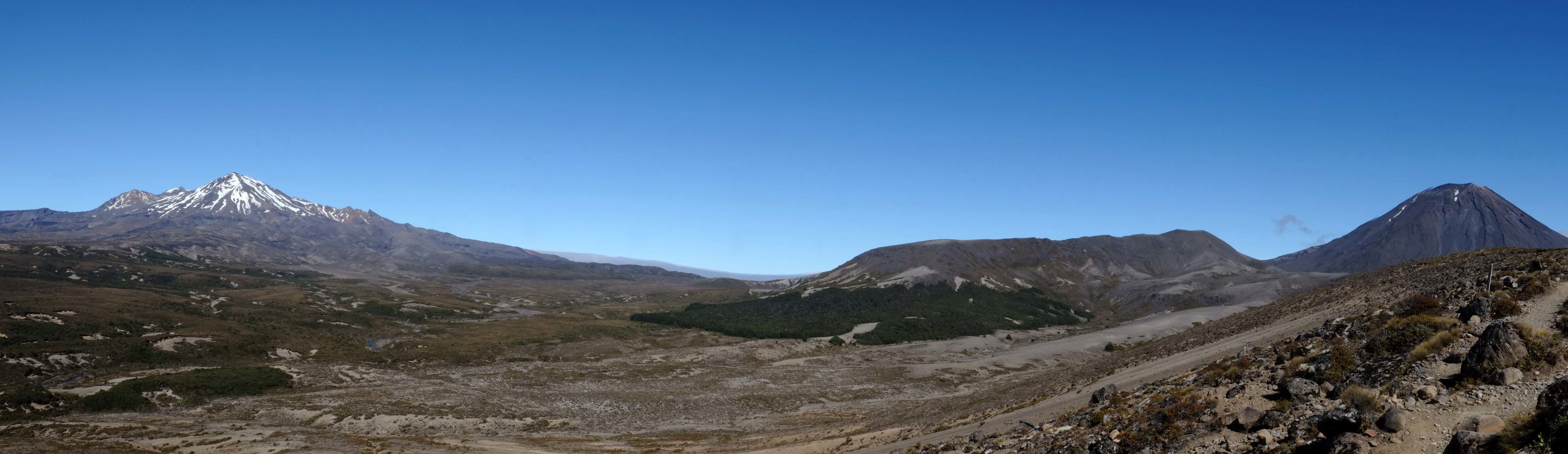 〔2日目〕Tongariro Northern Circuit_c0266710_21065761.jpg